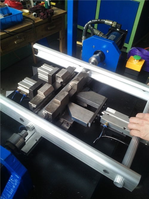 众辉梯子设备质量保证 图 伸缩梯设备定做 丽水伸缩梯设备